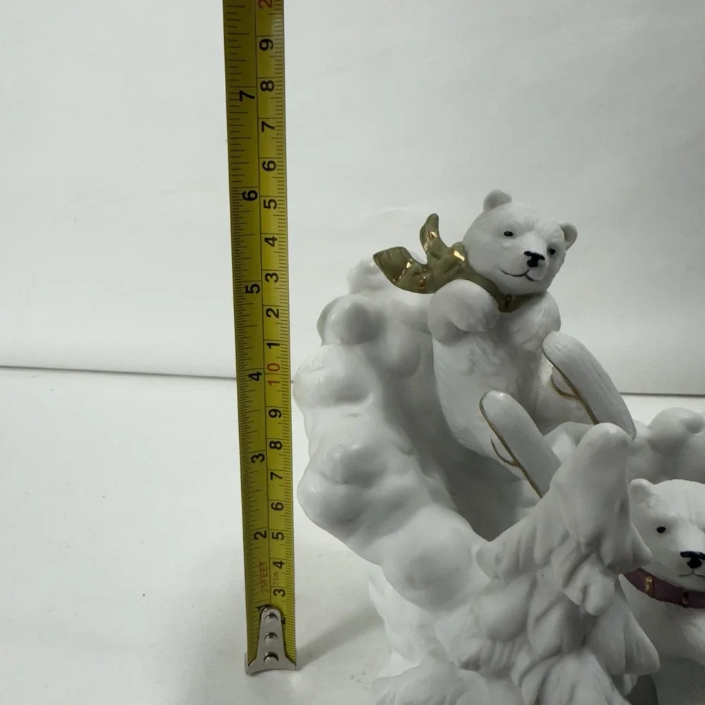 2002 Grandeur Noel Ceramic Christmas Figurine Bear Cubs Snow Holiday Decor‎